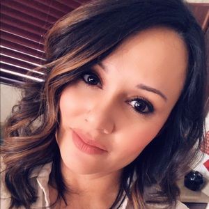 Meet your Posher, Celina